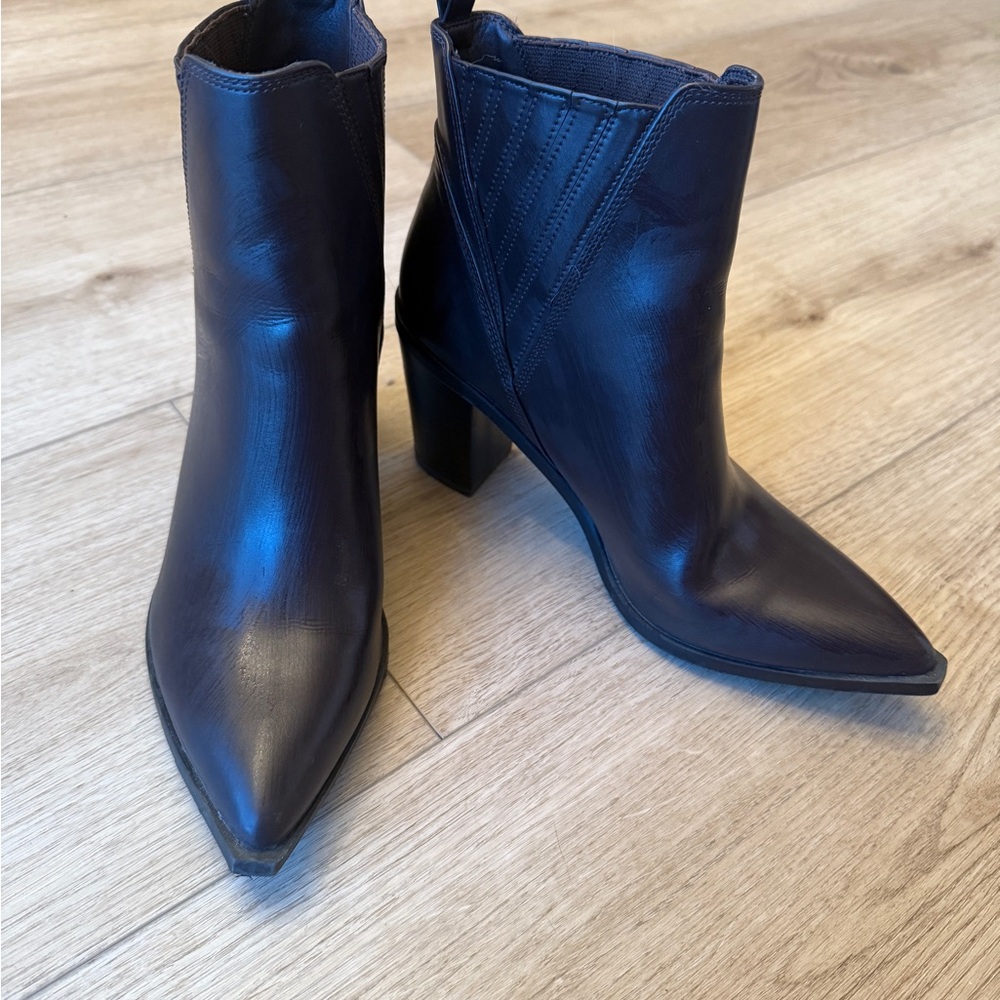 Coutgo Womens Pointed Toe Ankle Boots